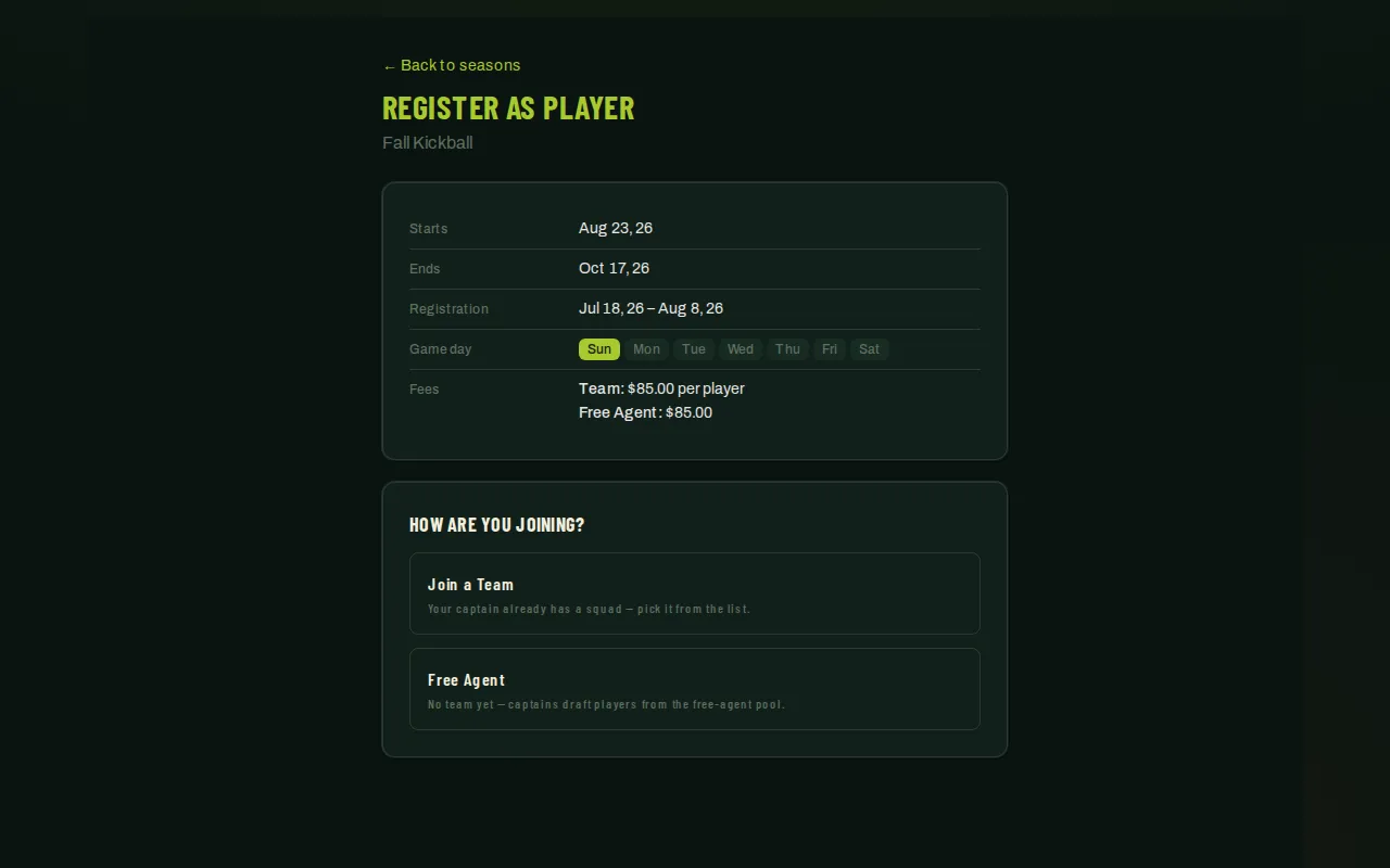 Player registration form showing season details and a choice between Join a Team and Free Agent